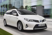 トヨタ、欧州でハイブリッド車の販売拡大…新型オーリスワゴンでは全体の45%へ 画像