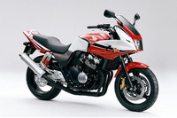CB400スーパーFOURにハーフカウル装着のボルドール追加 画像