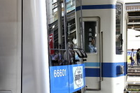東武野田線60000系運転開始…ファミマカラーの新車、今年度中に6編成増備 画像