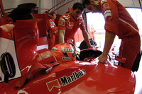 シューマッハ、フェラーリ F2005に「合格」 画像