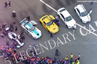 メルセデスベンツAMG、シューマッハのF1マシンと対決［動画］ 画像