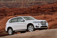 BMW X5 新型、米国価格公表…5万3725ドルから 画像
