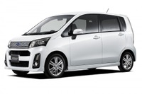 スバル ステラ カスタム、ターボ車に衝突回避支援システムを搭載 画像
