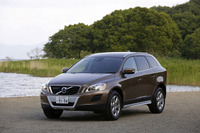 【ボルボ XC60 ロングドライブ】快適性の高い車内空間…随所に施された北欧デザインの魅力 画像