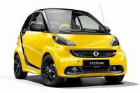 スマート フォーツー、ブラック&イエローの限定モデルを発売 画像