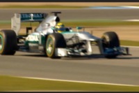 【F1】ハミルトンとロズベルグがクラシック・レースカーで競争［動画］ 画像