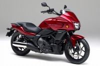 ホンダ、新コンセプトのクルーザーモデル CTXシリーズ を発売 画像