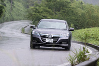 【池原照雄の単眼複眼】なるほど…アコードHV「30km/リットル」の走りっぷり 画像