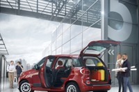 フィアット 500 の小型MPV、500L …商用車の 500Lプロ 登場 画像