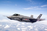 ロッキード・マーチン、F-35ライトニングII 100人目のパイロットが誕生 画像