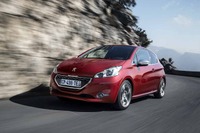 【プジョー 208GTi 発売】XYとの価格差30万円、どちらを選ぶ? 画像
