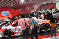 【SUPER GT 第4戦】NISMO本社ショールームでパブリックビューイングを開催 画像