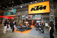 【東京モーターサイクルショー05】KTM のオレンジ写真蔵 画像