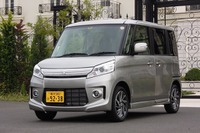 【スズキ スペーシア カスタム 試乗】一家に一台のファーストカーになりうる、愛犬も喜ぶ“男性用スペーシア”…青山尚暉 画像