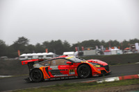 【SUPER GT 第4戦】GT300もARTAが制覇、高木真一&小林崇志のCR-Zが2連勝 画像