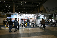 【東京モーターサイクルショー05】写真蔵…大きくなるBMWブース 画像