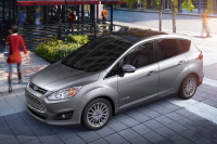 フォードのハイブリッドMPV、米国でリコール…屋根の強度不足 画像