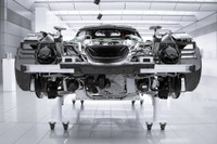 【マクラーレン P1 技術ワークショップ】絶対の自信がにじむ、90kgの“モノケージ” 画像