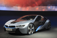 【フランクフルトモーターショー13】BMW「i」の第二弾、PHVスポーツのi8…市販版を初公開へ 画像