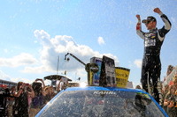 【NASCARスプリントカップ 第21戦】ケーン、波乱のレースを制して今季2勝目 画像