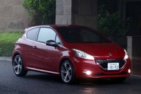 【プジョー 208GTi 試乗】右ハンドル&コンパクトボディが武器の韋駄天ハッチ…河村康彦 画像