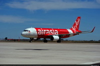 エアバス、累計8000機目となる機体をエアアジアへ引き渡し 画像