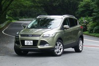 【フォード クーガ 試乗】高さに負けない安定性、重さに負けない軽快な走り…松下宏 画像