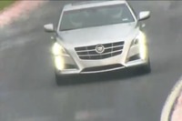 キャデラック CTS 新型、ニュルアタック…鍛え抜かれた足回り［動画］ 画像