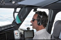 エアバス、プレジエCEOがA350 XWBに試乗 画像