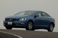 【ボルボ S60 T4 SE 試乗】外観はフォーマルに、走りはスムースに…島崎七生人 画像