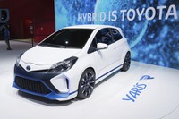 【フランクフルトモーターショー13】異次元ヴィッツHV、スーパーキャパシタはWECレーサー譲り 画像