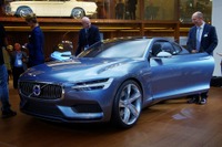 【フランクフルトモーターショー13】ボルボ、コンセプトクーペはPHV［詳細画像］ 画像