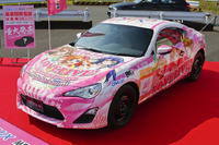 「ラブライブ!」公式販売痛車を痛Gふぇすたにて発表…声優ナビバージョンも 画像