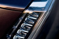 キャデラックのフルサイズSUV、エスカレード …新型を予告 画像