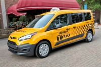 フォード、新型 トランジット コネクト タクシー 発表 画像