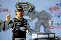 【NASCARスプリントカップ・チェイス 第3戦】ジョンソン、チームメイトを抑えて今季5勝目を獲得 画像