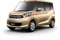 三菱自動車、新型軽自動車 eKスペース のエクステリアを公開…日産との共同開発第2弾 画像