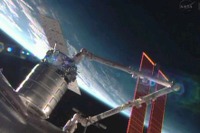 宇宙ステーション補給機「シグナス」が国際宇宙ステーションとのドッキングに成功 画像