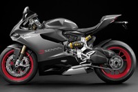 ドゥカティ 1199パニガーレS に アイルトン・セナ 仕様…限定161台 画像