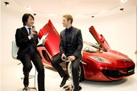 マクラーレン東京、オーナーズイベントにF1ドライバー バトン選手が来場 画像