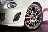 アバルト595、50周年記念限定車の予約受注開始…最高出力180ps 画像