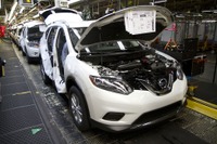 日産 ローグ 新型、米国で生産開始 画像