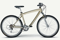 BMWが自転車を発売…第4世代に進化 画像