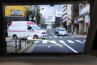 【ITS世界会議13】大中小のHUDそろい踏み…パナソニックの車載HUDユニットも展示 画像