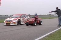 ホンダの世界最速芝刈り機、シビック BTCC レーサーと対決［動画］ 画像
