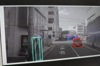 【ITS世界会議13】NEC、単眼でステレオカメラ並みの距離精度を実現 画像