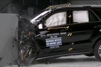 【IIHS衝突安全】メルセデス Mクラス、新スモールオーバーラップで最高評価…メルセデスで初［動画］ 画像