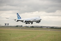 ボーイング、747-8型機を月産1.5機に減産へ 画像
