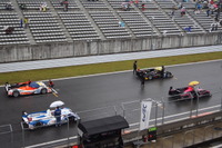 【WEC 第6戦 富士】濡れた路面、決勝スタート直前にスピンするマシンも 画像