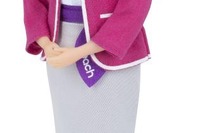ピーチ、客室乗務員のユニフォームを着用した「ピーチオリジナル・リカちゃん」を発売 画像